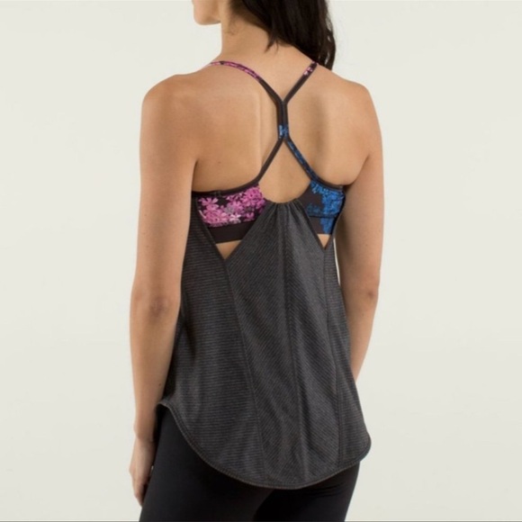 Lululemon Size 8 Roll Out Tank Heathered Black Petal Pop Yoga Flowy Boho Floral - Picture 2 of 11